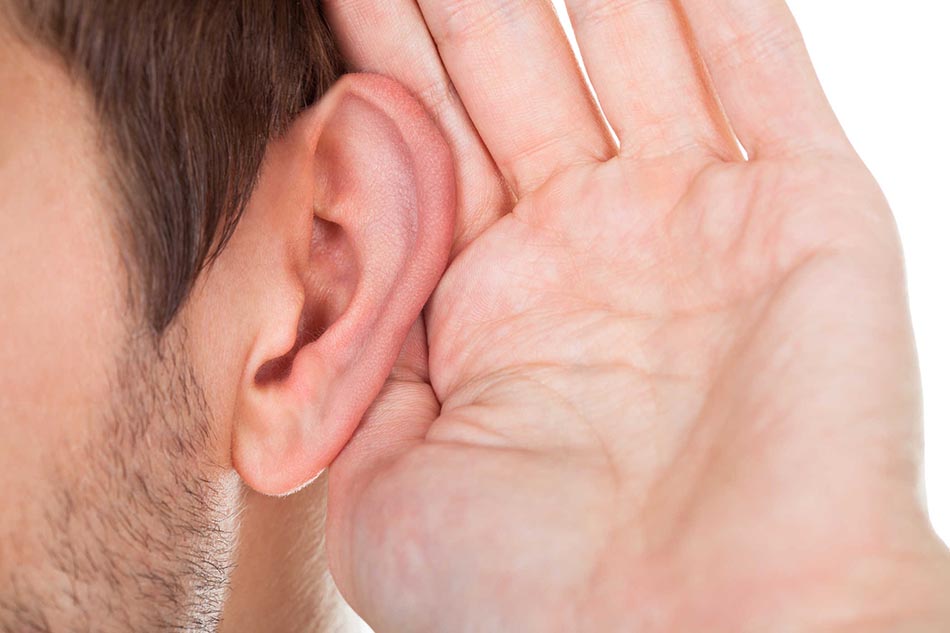 Bằng chứng liên quan đến việc mất thính giác với nguy cơ sa sút trí tuệ gia tăng.